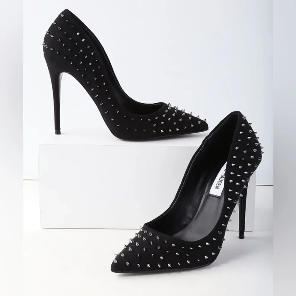 New Daisie-S Black Suede Studded Pumps Size 5.5